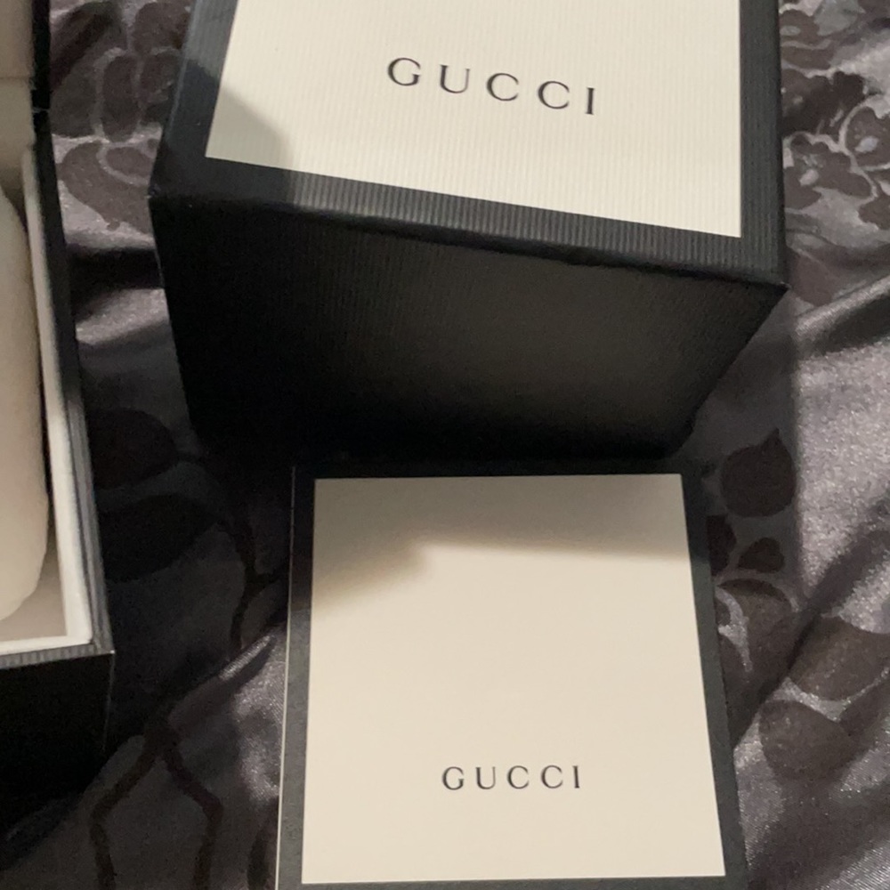 Gucci Watch - Picture 2 of 5